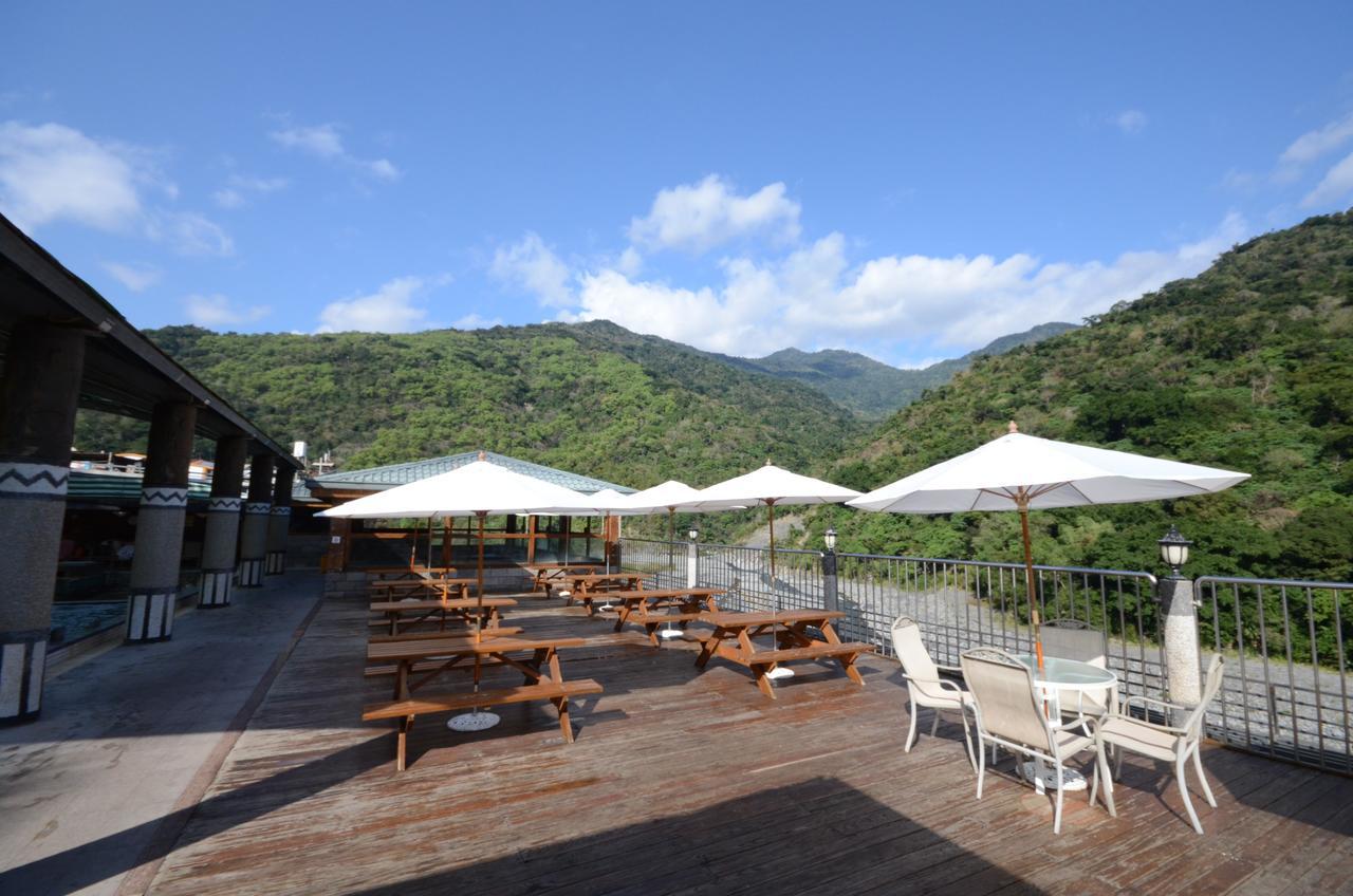 Dong Tair Spa Hotel Wenquan Exterior photo