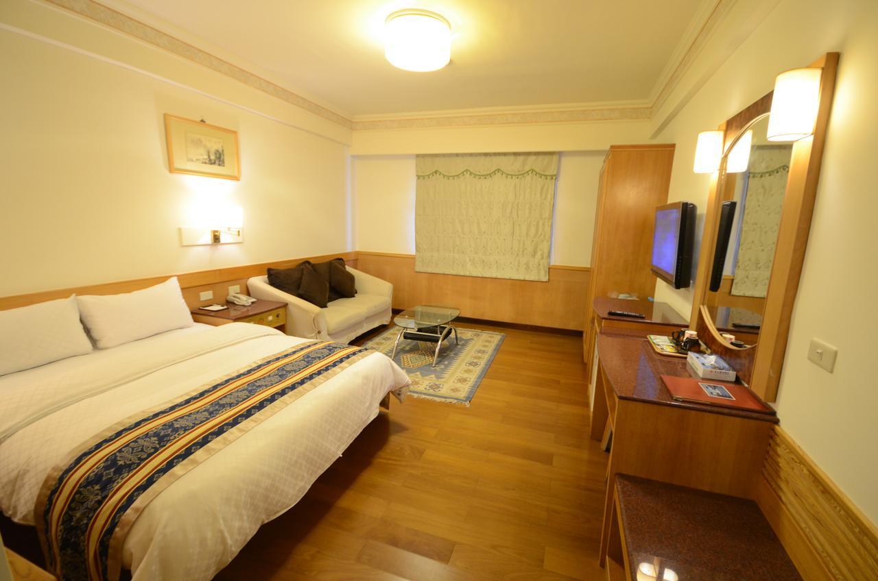 Dong Tair Spa Hotel Wenquan Exterior photo