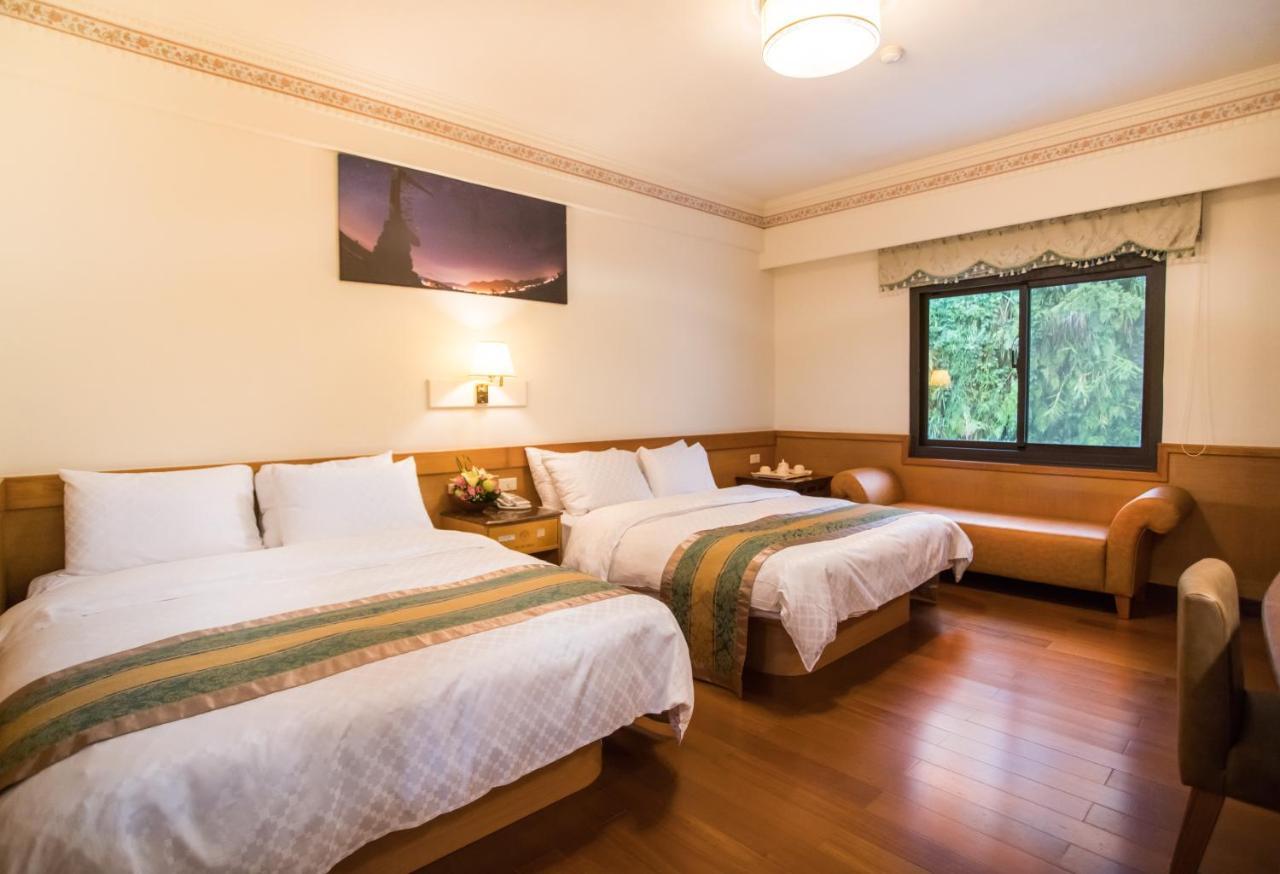 Dong Tair Spa Hotel Wenquan Exterior photo
