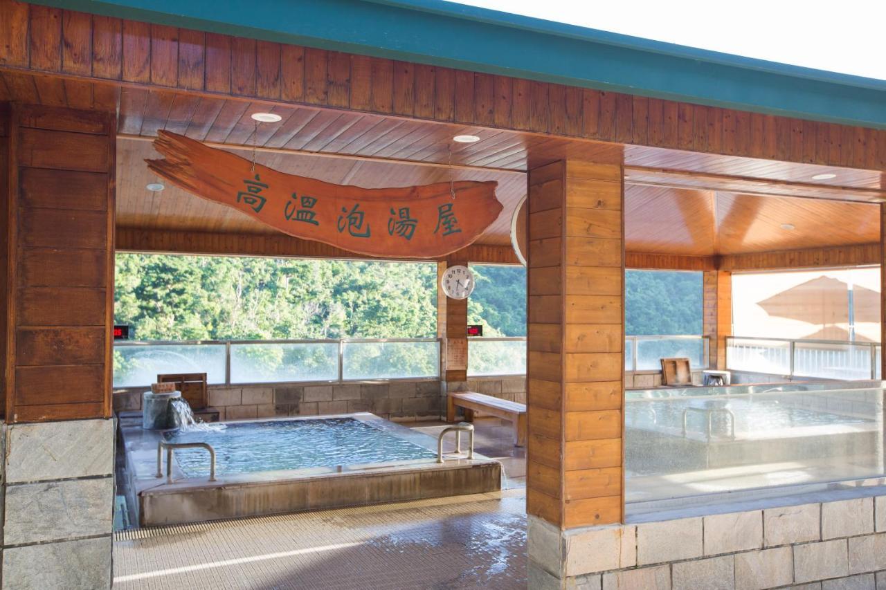 Dong Tair Spa Hotel Wenquan Exterior photo
