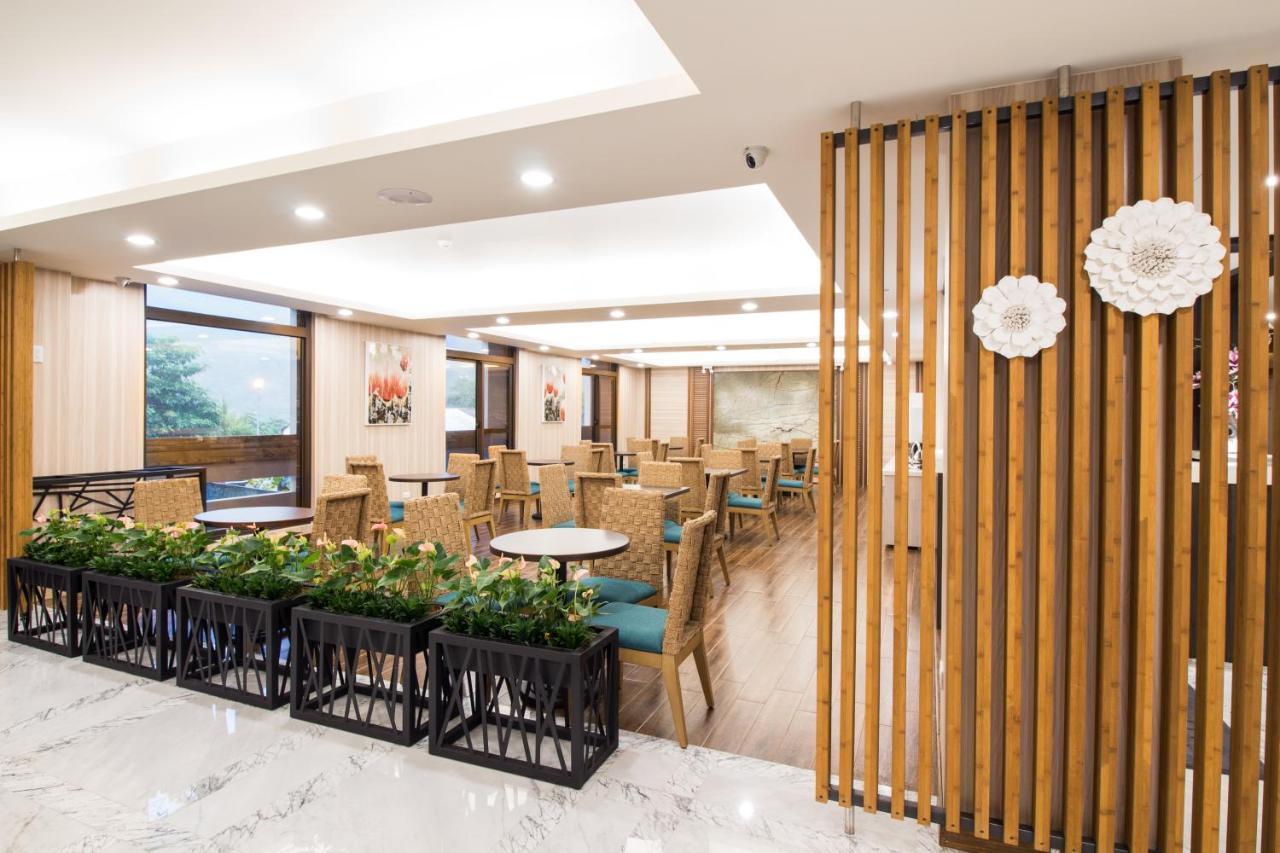 Dong Tair Spa Hotel Wenquan Exterior photo