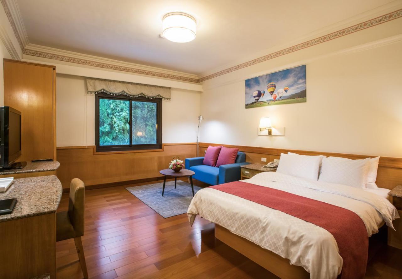 Dong Tair Spa Hotel Wenquan Exterior photo